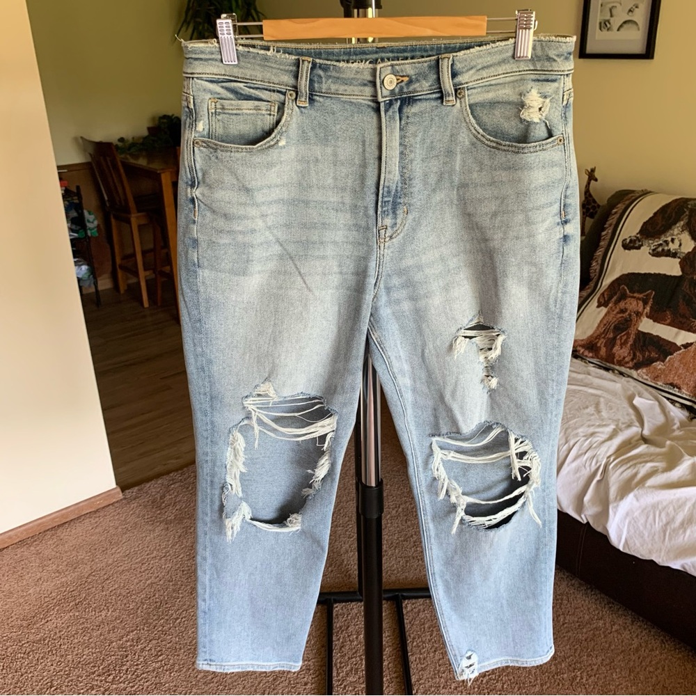 American Eagle Mom Jean 12 Short